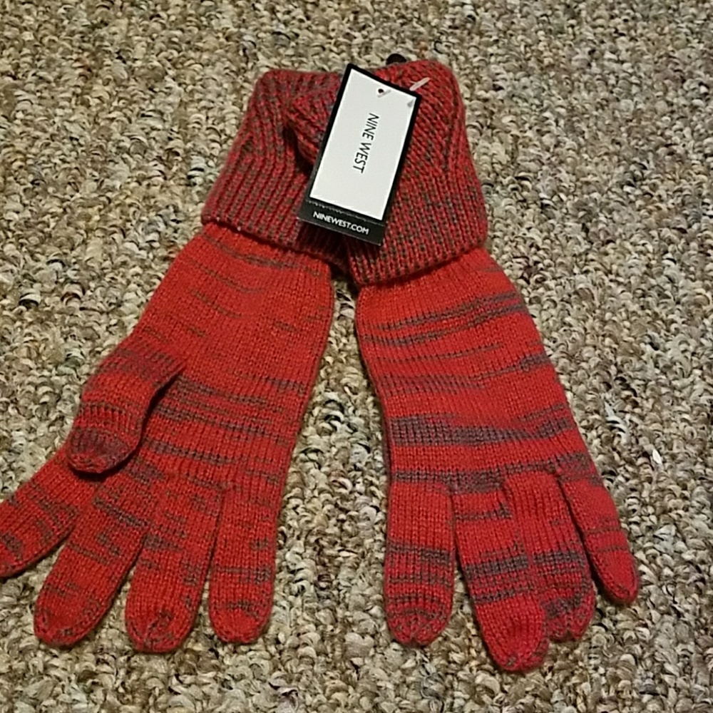 Nine west  glove.